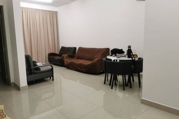 SKS Habitat Apartment, Larkin