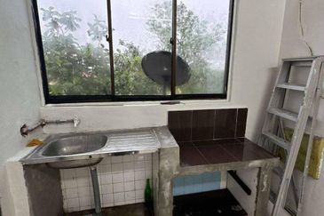 Flat Taman Ungku Tun Aminah