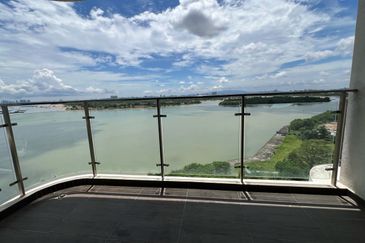 Royal Strand @ Country Garden Danga Bay