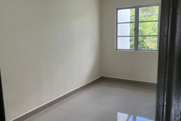 Jalan Pulai Indah, Taman Pulai Indah