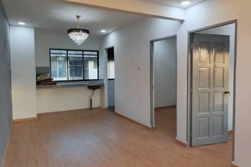 Flat Taman Ungku Tun Aminah