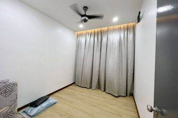 Dedaun Hijau (Greenfield Regency)