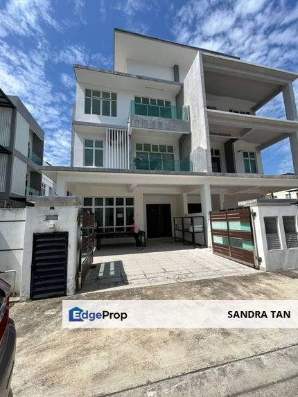 Taman Mutiara Bestari   3 Storey Cluster House, Johor, Johor Bahru