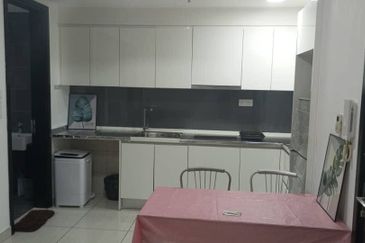 Almas Suites @ Puteri Harbour