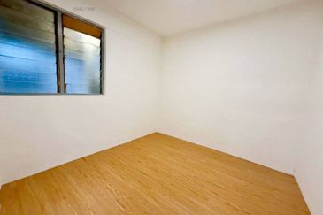 Flat Taman Ungku Tun Aminah