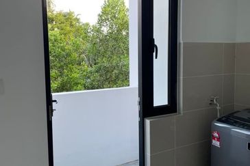 Sunway Citrine Lakehomes