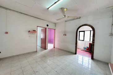 Flat Bandar Selesa Jaya