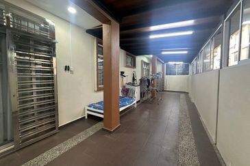 Nusa Villa Townhouse