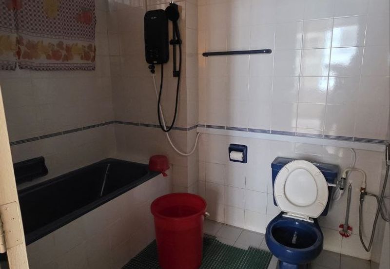 Aloha Tower Condominium