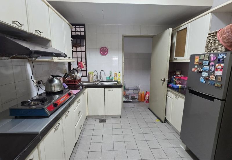 Aloha Tower Condominium