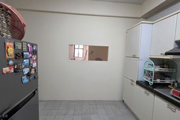 Aloha Tower Condominium