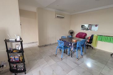 Aloha Tower Condominium