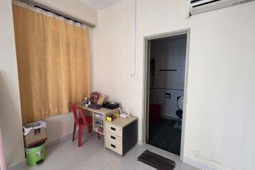 Aloha Tower Condominium