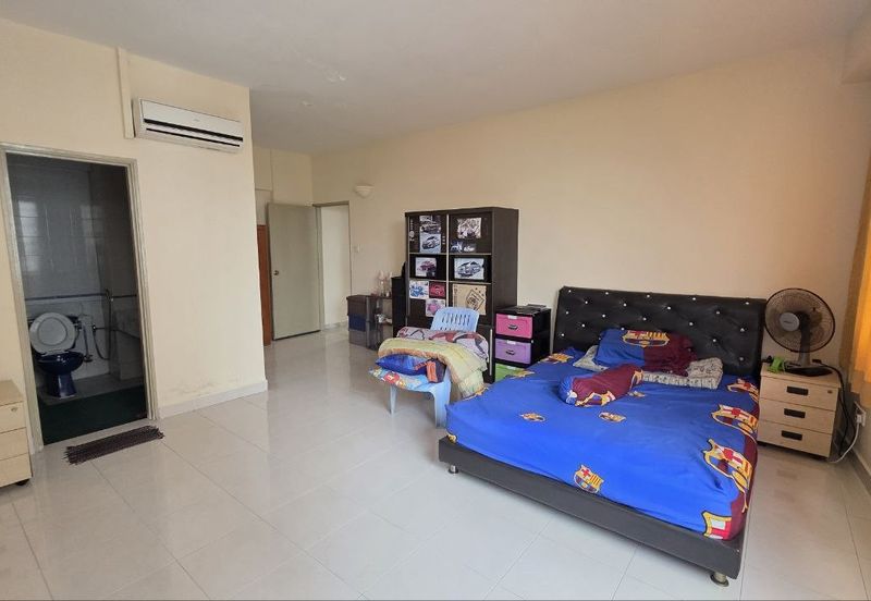 Aloha Tower Condominium