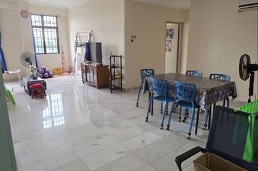 Aloha Tower Condominium