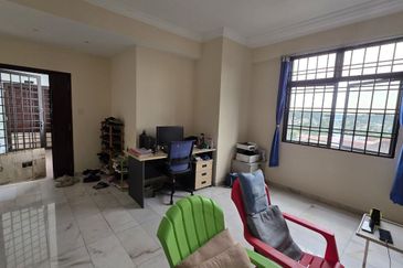 Aloha Tower Condominium