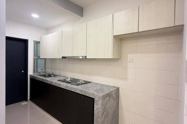 Dedaun Hijau (Greenfield Regency)