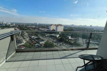 The Platino Serviced Apartment