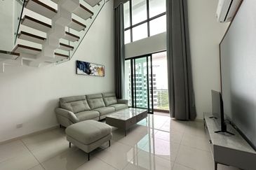 The M @ Medini Macrolink