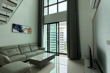 The M @ Medini Macrolink