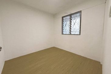 Flat Taman Ungku Tun Aminah