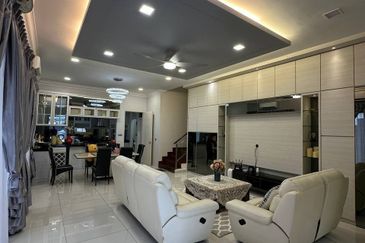 Horizon Hills 3 Storey Cluster House