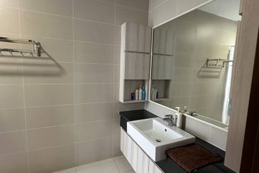 Horizon Hills 3 Storey Cluster House