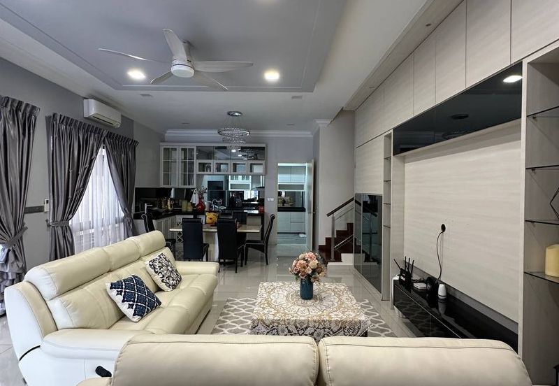 Horizon Hills 3 Storey Cluster House