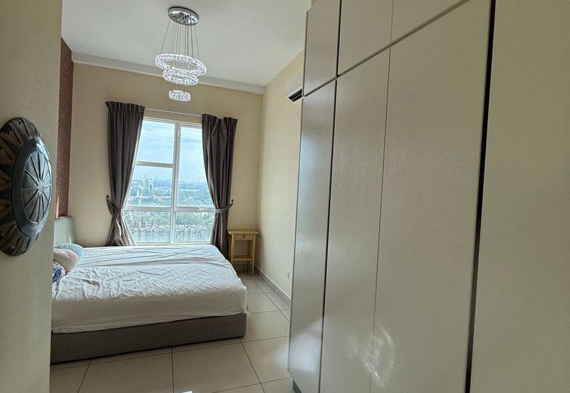 The Pinnacles (Pinnacle Tower)