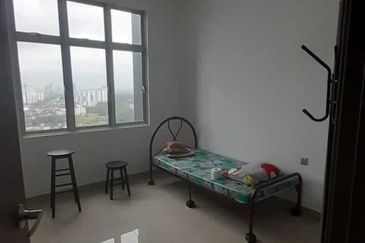 SKS Habitat Apartment, Larkin