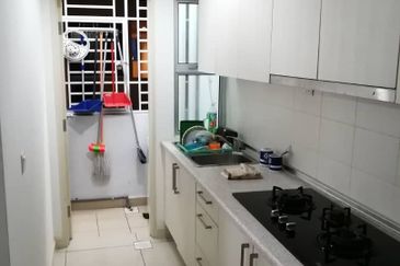 Dedaun Hijau (Greenfield Regency)