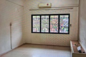 Taman Pulai Utama Flat