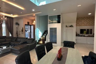 The Straits View Residences