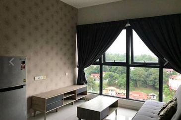 Baypoint @ Country Garden Danga Bay