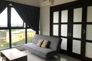 Baypoint @ Country Garden Danga Bay