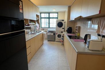 The Straits View, Bandar Baru Permas Jaya