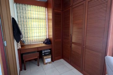 The Straits View, Bandar Baru Permas Jaya