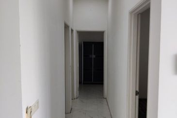 Dedaun Hijau (Greenfield Regency)