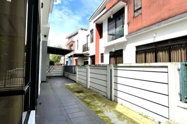 The Canal Garden South, Horizon Hills