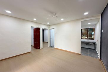 Flat Bandar Selesa Jaya @ Jalan Silat Lincah