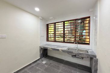 Flat Bandar Selesa Jaya @ Jalan Silat Lincah