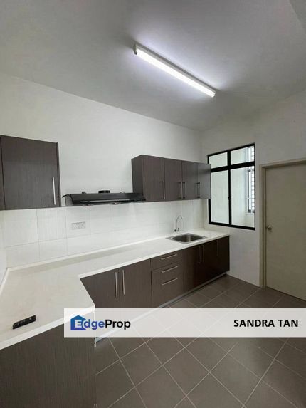 Jentayu Apartment Block B Service Apartment Corner, Johor, Tampoi