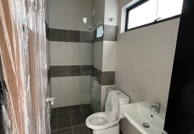 Honeydale Residence @ Taman Impian Emas