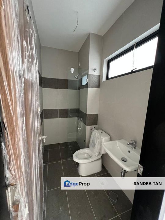 Impian Emas Honeydale Double Storey Cluster House, Johor, Skudai