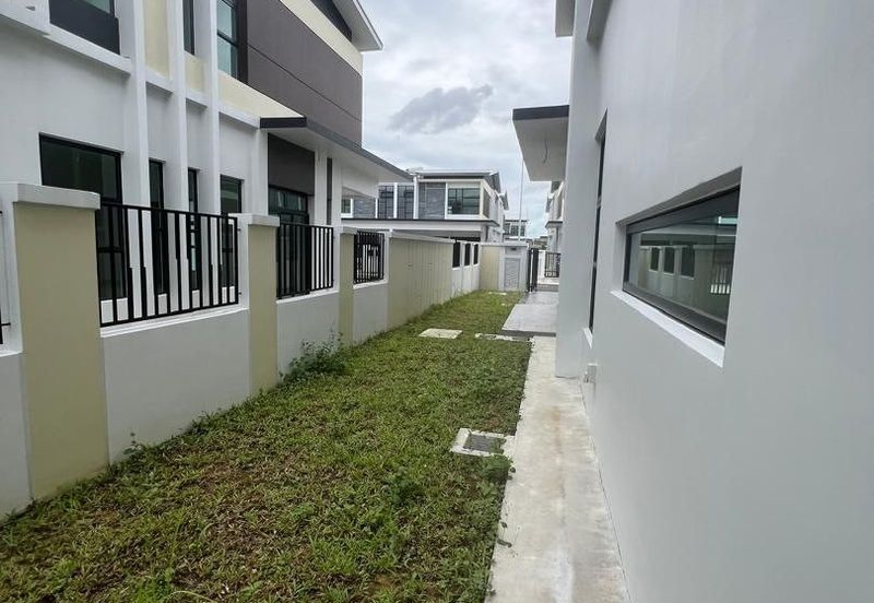 Honeydale Residence @ Taman Impian Emas