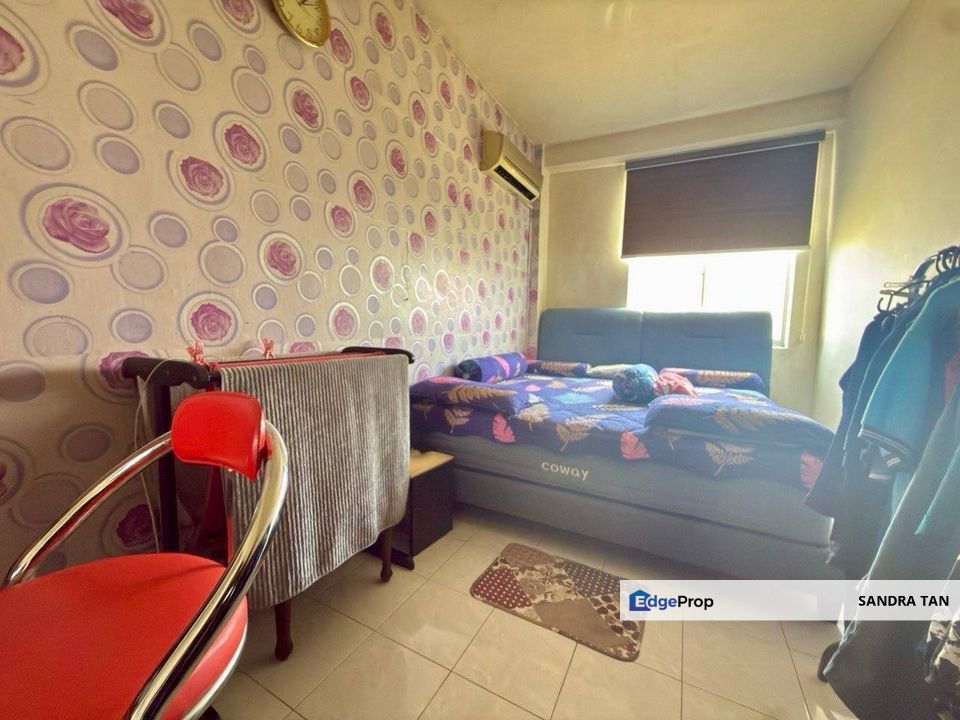 Tan Sri Yaacob Jalan Putra 3 Skudai Flat, Johor, Skudai