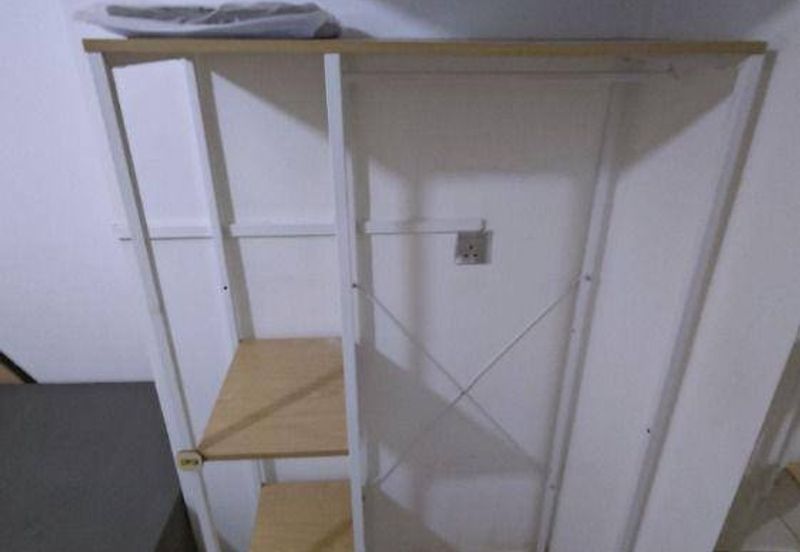 SKS Habitat Apartment, Larkin