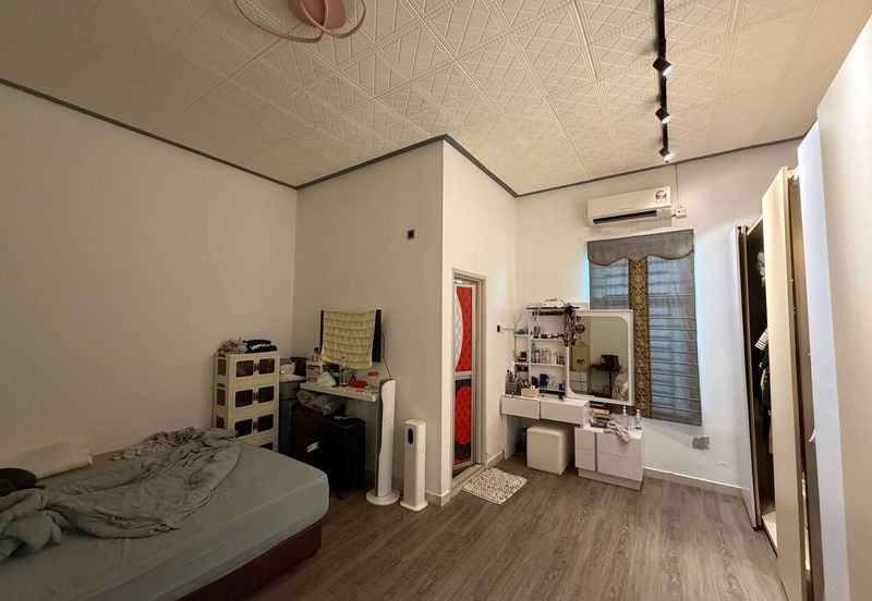 Plaza Mentari Apartment (Sun City)