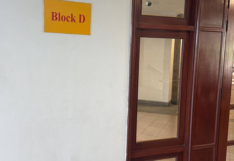 Straits View Condominium