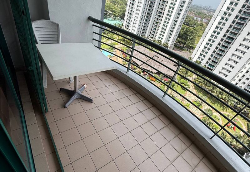 Straits View Condominium
